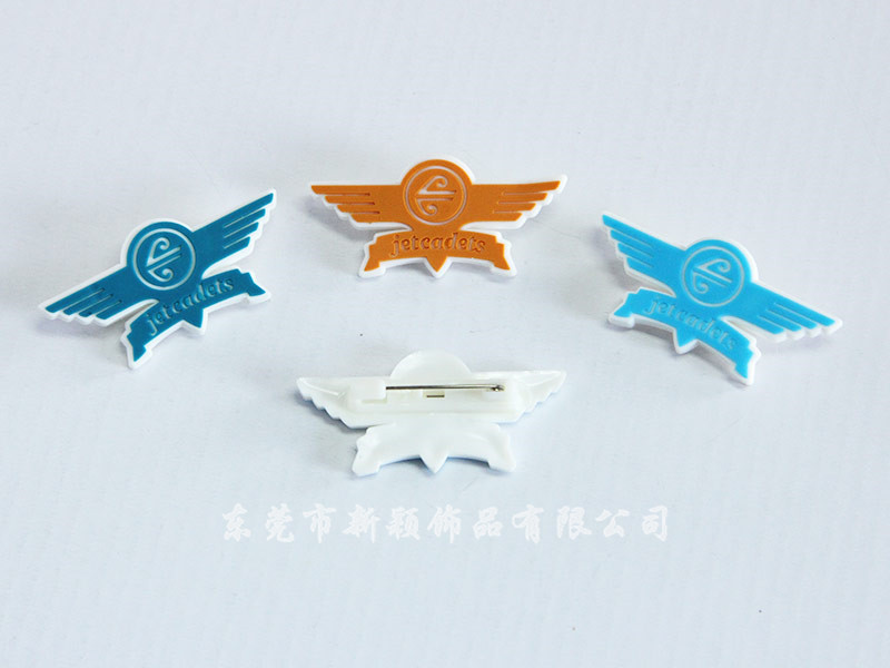 胸牌胸針